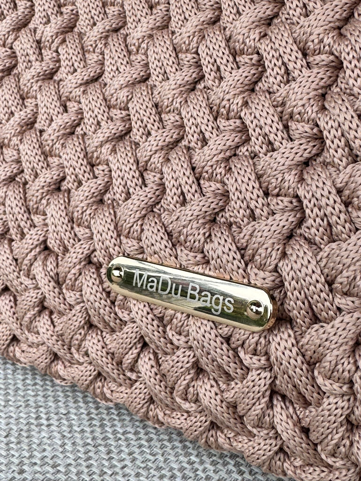Wie entsteht eine MaDu Bags Tasche? Vom Faden zum Unikat
