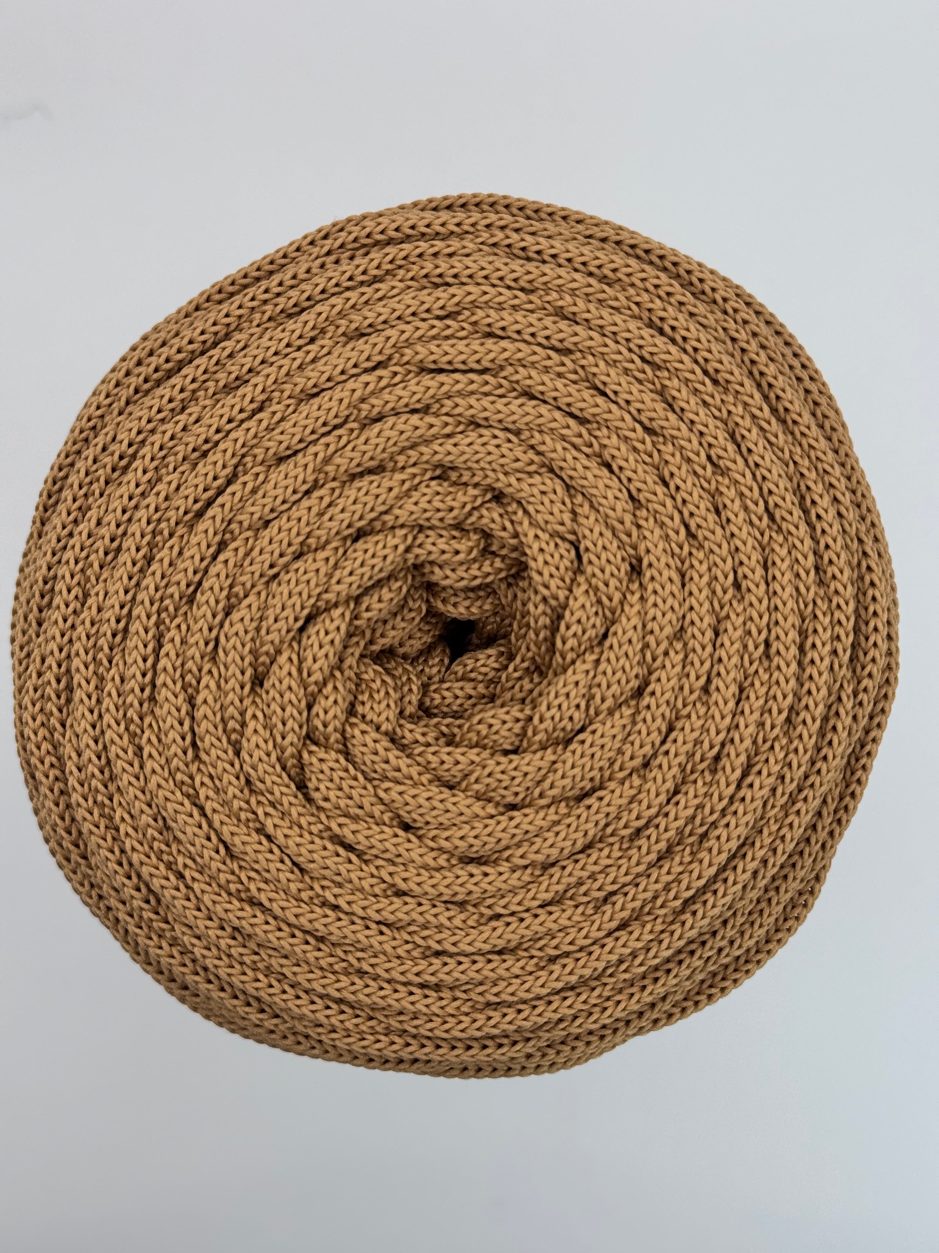 Polyesterkordel flach 5 mm · Toffee · 100 m
