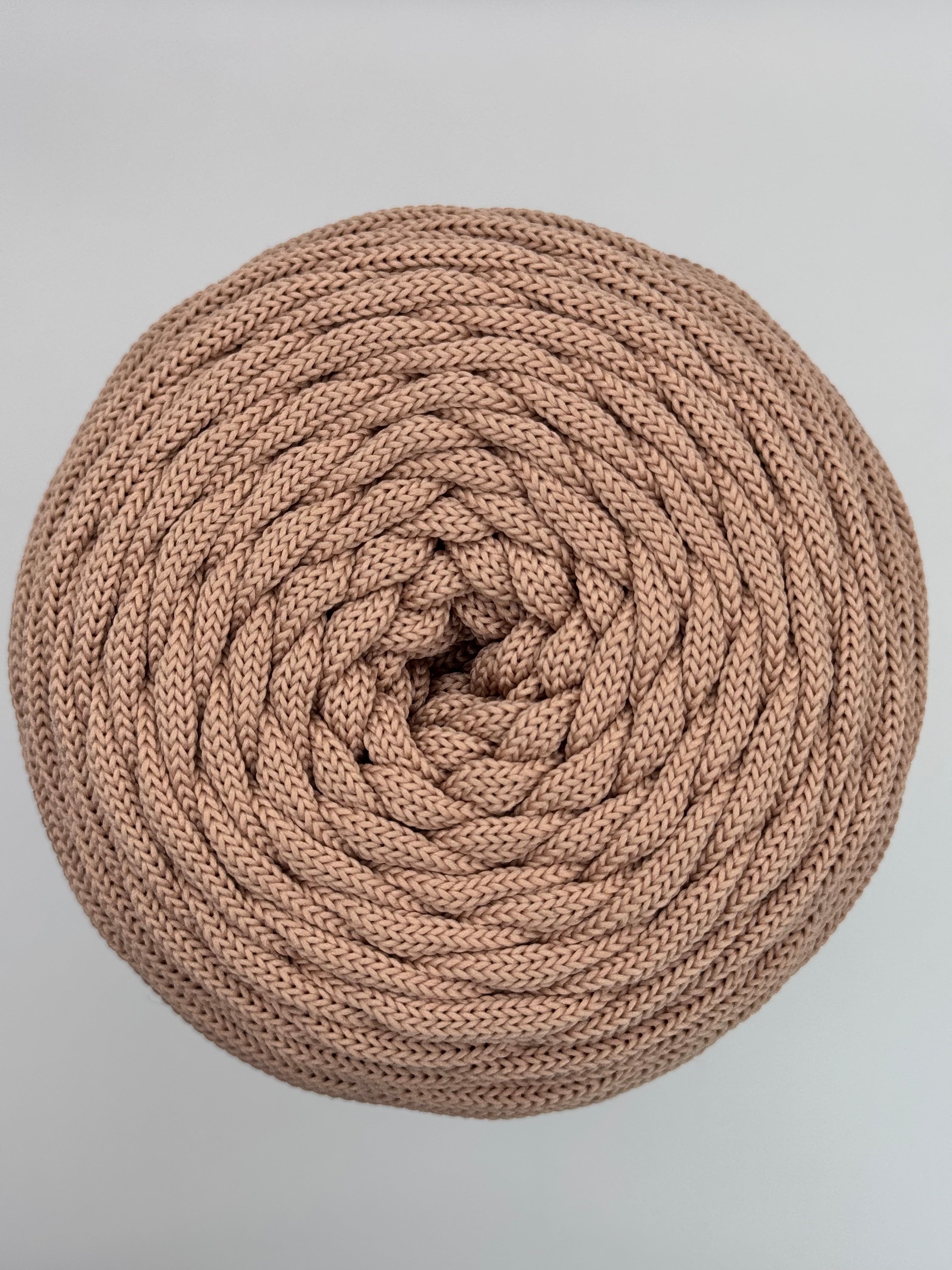 Polyesterkordel flach 5 mm · Keks · 100 m
