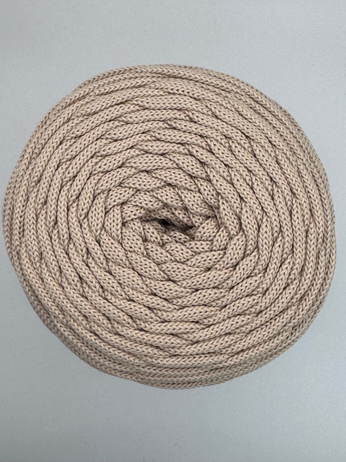 Polyesterkordel flach 5 mm · Biskuit · 100 m